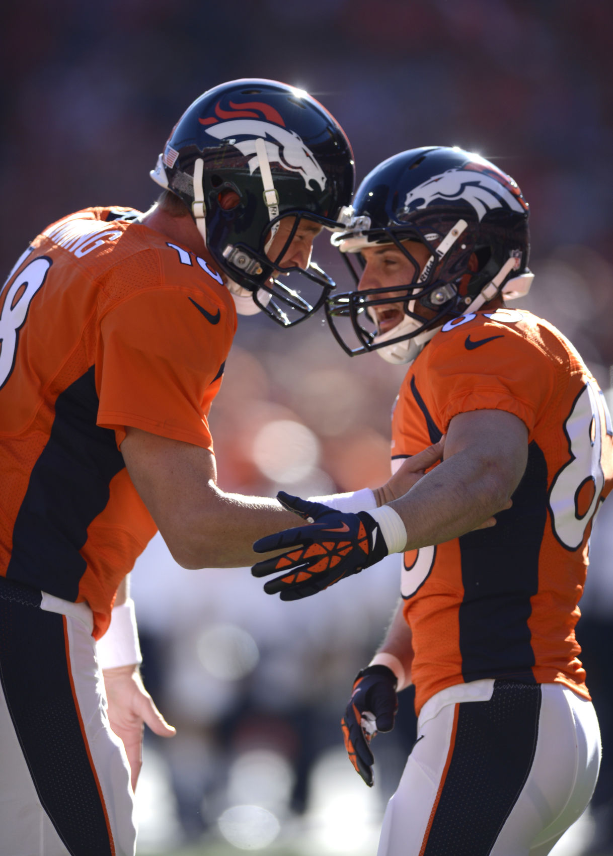 BRONCOS REDSKINS